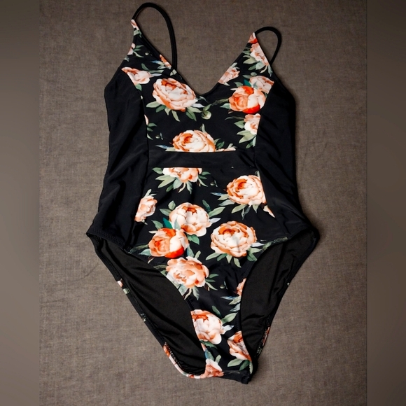 Cupeshe One piece - Picture 1 of 7